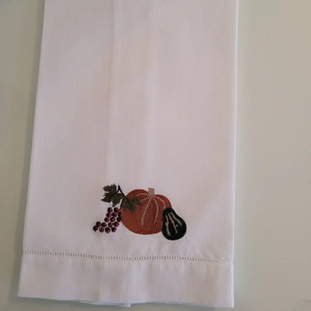 2 Fall Linen Hand Towels